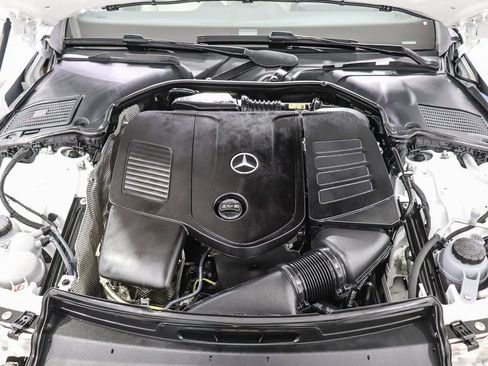 Used 2025 Mercedes-Benz C 300 Sedan image 28