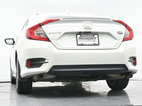 Used 2017 Honda Civic EX-T image 45