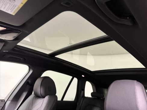 New 2026 BMW X5 xDrive40i w/ Premium Package AWD/4WD image 18