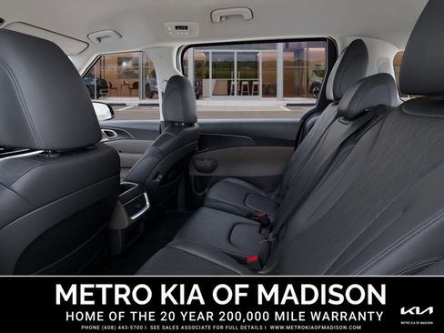 New 2026 Kia Carnival LXS image 18