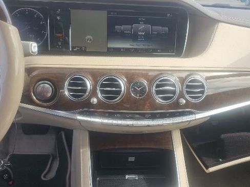 Used 2015 Mercedes-Benz S 550 Sedan image 8