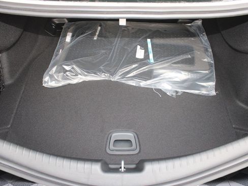 New 2026 Mercedes-Benz CLE 300 4MATIC Coupe image 28