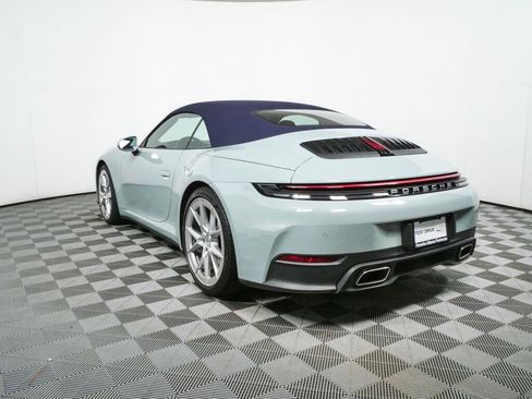 Certified 2025 Porsche 911 Carrera RWD image 3