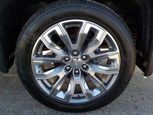 New 2026 GMC Sierra 1500 Denali image 13