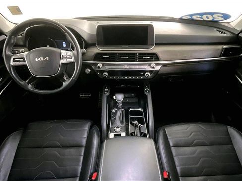 Used 2022 Kia Telluride SX w/ SX Prestige Package image 7