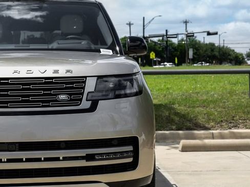 New 2026 Land Rover Range Rover Long Wheelbase SE AWD/4WD image 55
