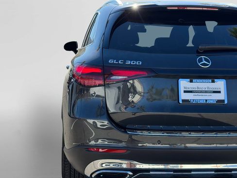 Certified 2025 Mercedes-Benz GLC 300 image 12