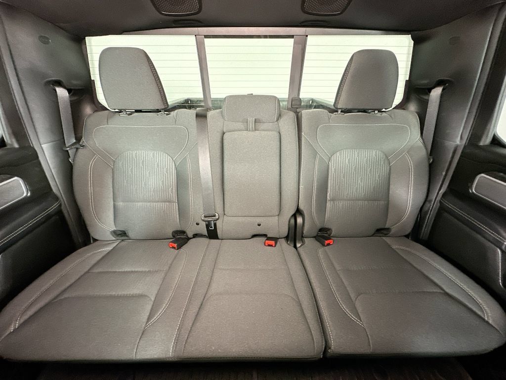 Used 2022 RAM 1500 Big Horn AWD/4WD image 13