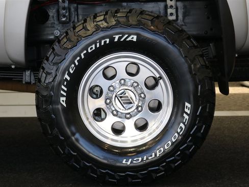 Used 2006 Chevrolet Silverado 3500 LT w/ Heavy-Duty Power Package AWD/4WD image 60