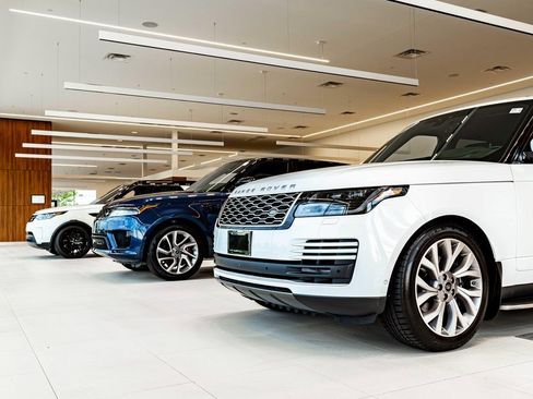 New 2025 Land Rover Range Rover Sport Dynamic SE image 28