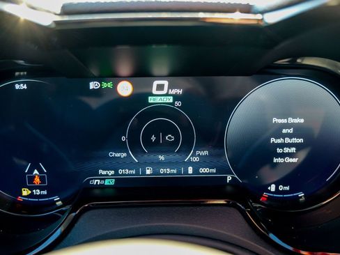 Used 2024 Alfa Romeo Tonale Veloce w/ Active Assist Package image 40