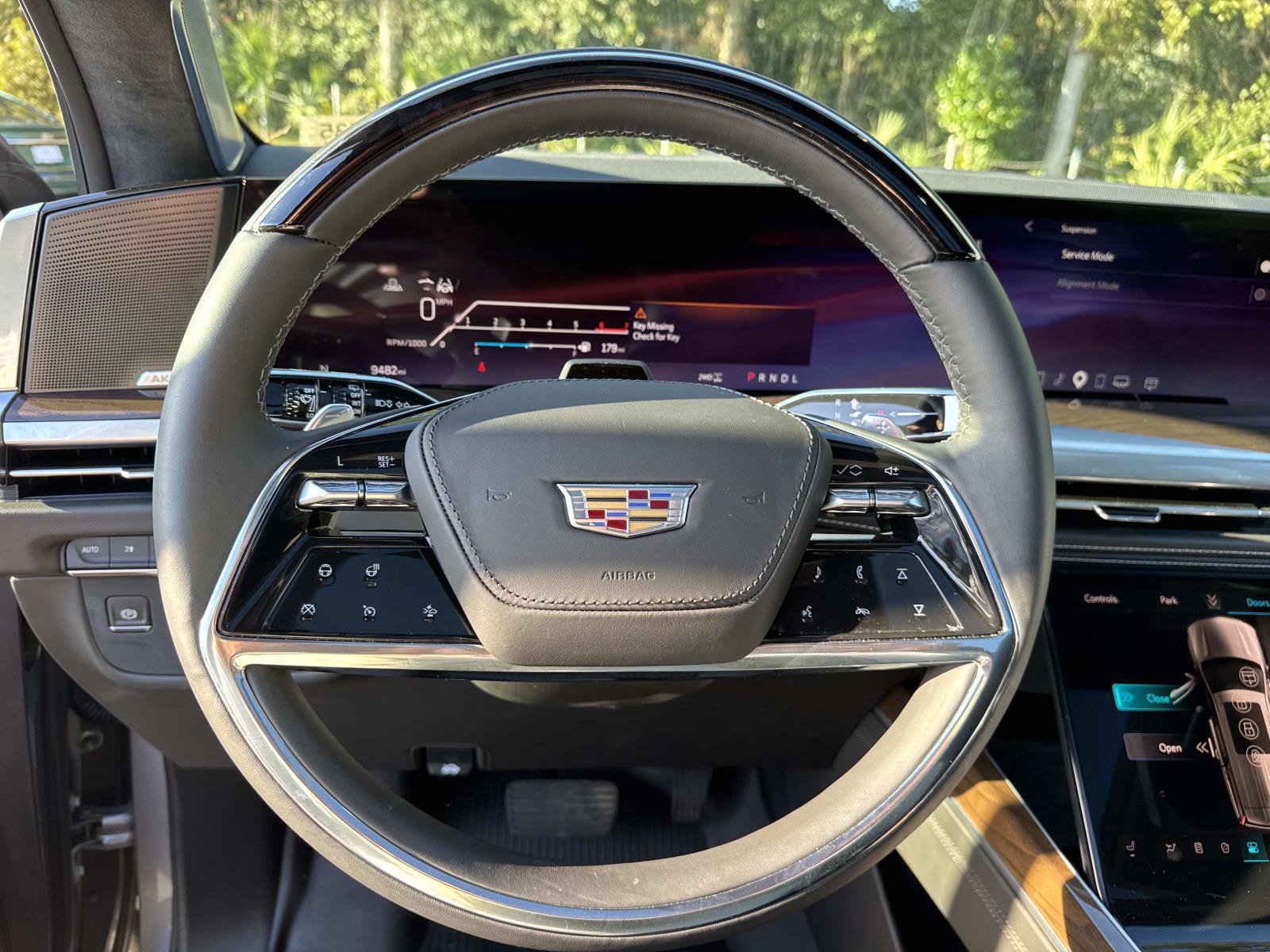 Used 2026 Cadillac Escalade Platinum Luxury w/ LPO, Floor Liner Package AWD/4WD image 14