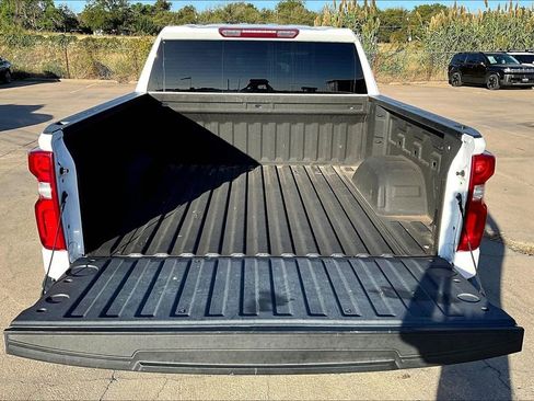 Used 2022 Chevrolet Silverado 1500 Custom image 34