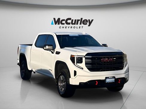 Certified 2025 GMC Sierra 1500 AT4 image 1