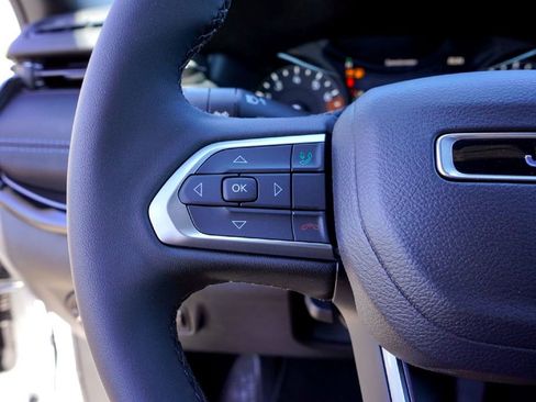 New 2026 Jeep Compass Latitude AWD/4WD image 14