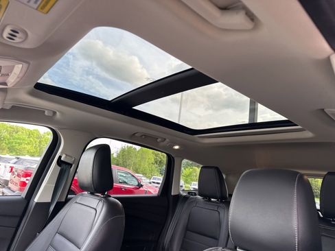 Certified 2018 Ford Escape Titanium AWD/4WD image 22