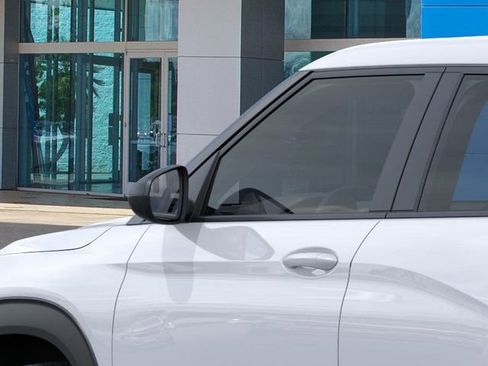 New 2026 Chevrolet TrailBlazer LS FWD image 38