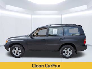 Used 2002 Toyota Land Cruiser AWD/4WD video 2