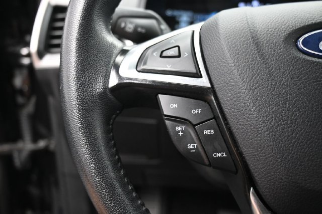 Used 2024 Ford Edge SEL AWD/4WD image 19