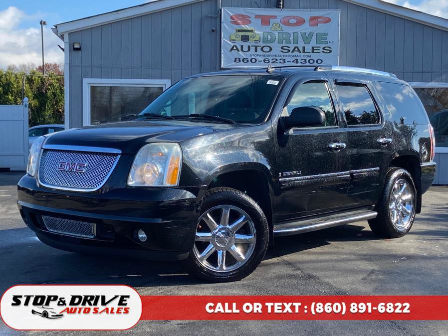 Used 2007 GMC Yukon Denali AWD/4WD image 1