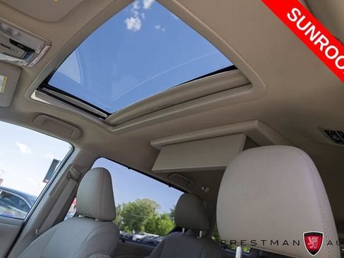 Used 2020 Toyota Sienna XLE Premium FWD image 5