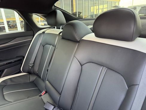 Used 2025 Kia K5 GT-Line image 37