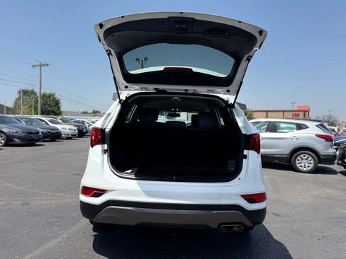 Used 2017 Hyundai Santa Fe Sport FWD image 5