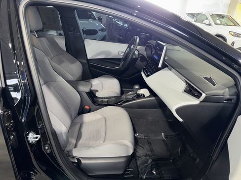 Used 2025 Toyota Corolla FX w/ Convenience Package FWD image 10