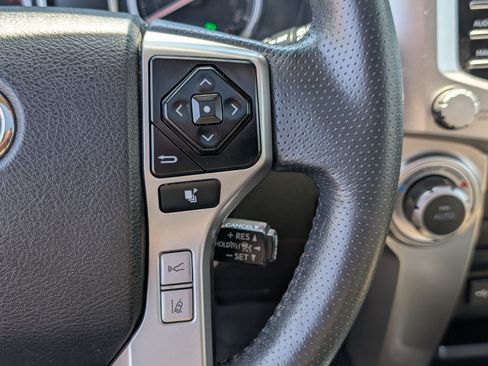 Used 2021 Toyota 4Runner Limited AWD/4WD image 24