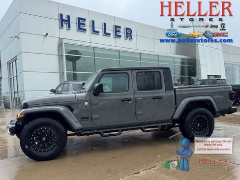 Used 2021 Jeep Gladiator Sport AWD/4WD image 1