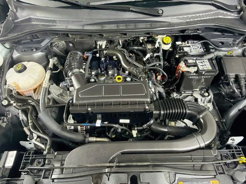 Used 2025 Ford Escape Active FWD image 31