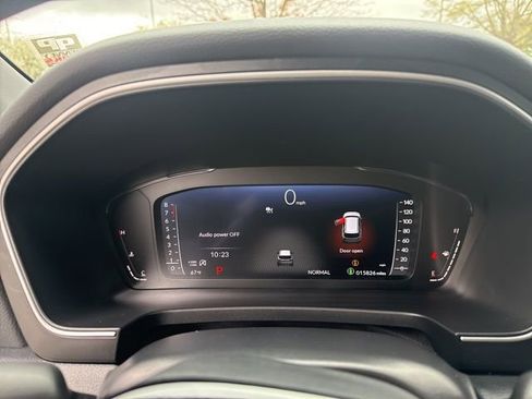 Used 2025 Honda Pilot Black Edition image 28