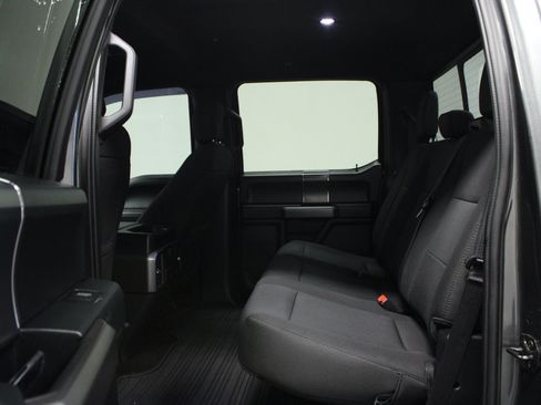 Used 2019 Ford F150 XLT w/ Equipment Group 302A Luxury AWD/4WD image 13