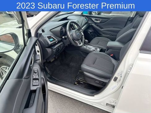 Used 2023 Subaru Forester Premium AWD/4WD image 12