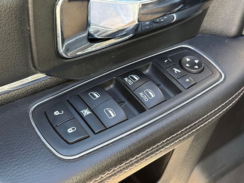 Used 2017 RAM 1500 Laramie w/ Convenience Group AWD/4WD image 20