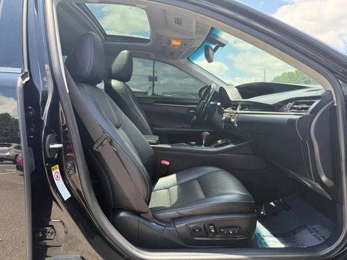 Used 2015 Lexus ES 350 FWD image 17
