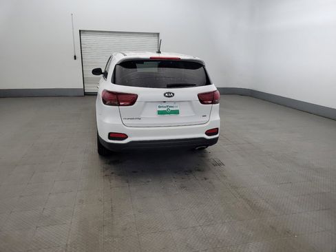 Used 2019 Kia Sorento AWD image 6