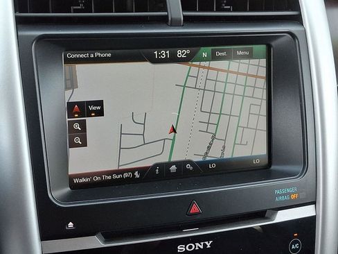 Used 2013 Ford Edge Limited image 18