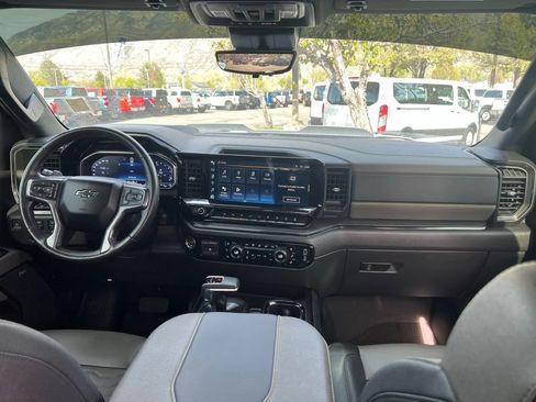 Used 2023 Chevrolet Silverado 1500 ZR2 w/ Technology Package AWD/4WD image 22