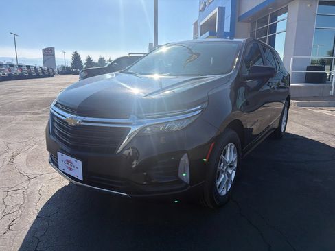 Used 2024 Chevrolet Equinox LT AWD/4WD image 4