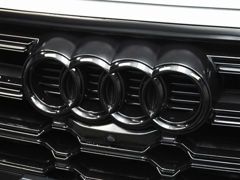 Used 2023 Audi SQ5 Premium Plus image 92