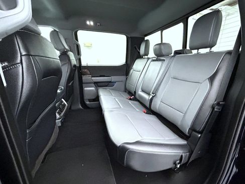 Used 2023 Ford F150 Lariat w/ Trailer Tow Package AWD/4WD image 19