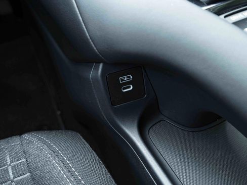 Used 2026 Honda HR-V LX image 28