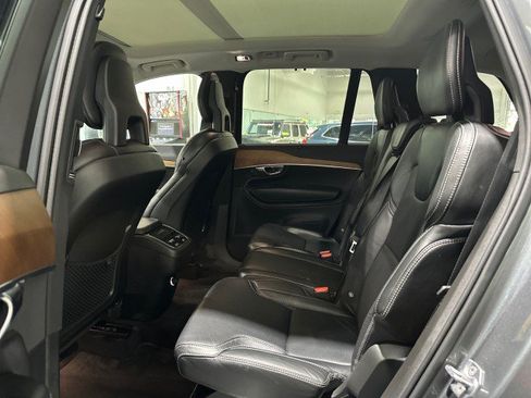 Used 2018 Volvo XC90 T6 Inscription w/ Convenience Package AWD/4WD image 45