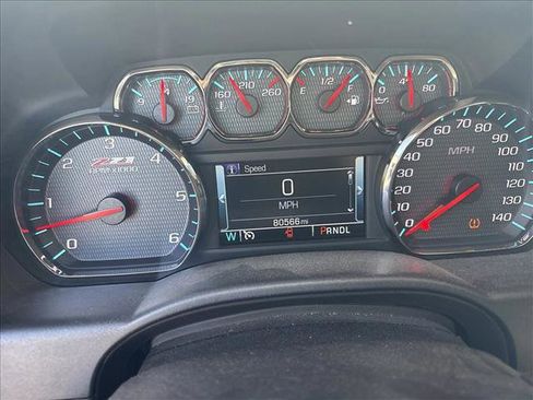 Used 2018 Chevrolet Silverado 1500 LT w/ Texas Edition AWD/4WD image 11