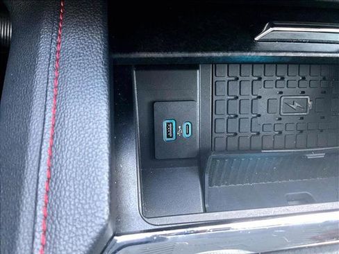 Used 2022 Ford Expedition Max Limited image 26