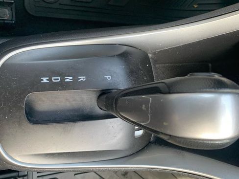 Used 2020 Chevrolet Trax LT w/ LT Convenience Package image 14