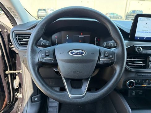 Used 2025 Ford Escape Active FWD image 15