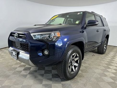 Used 2024 Toyota 4Runner TRD Off-Road Premium w/ Moonroof Package AWD/4WD image 3
