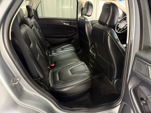 Used 2020 Ford Edge Titanium w/ Equipment Group 301A AWD/4WD image 8